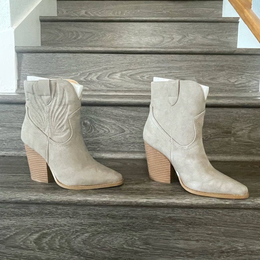 Qupid Women's Ankle Boots Taupe - Picture 3 of 12